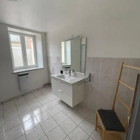 Apartment Le Petit Ecrin Champenois Étoges