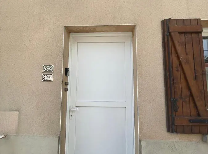 Apartment Le Petit Ecrin Champenois Étoges